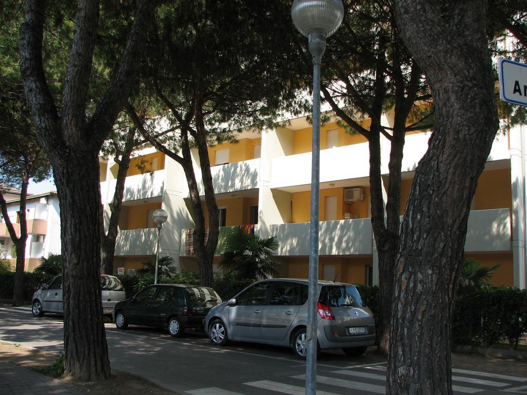 Cinzia Apartment Bibione Luaran gambar